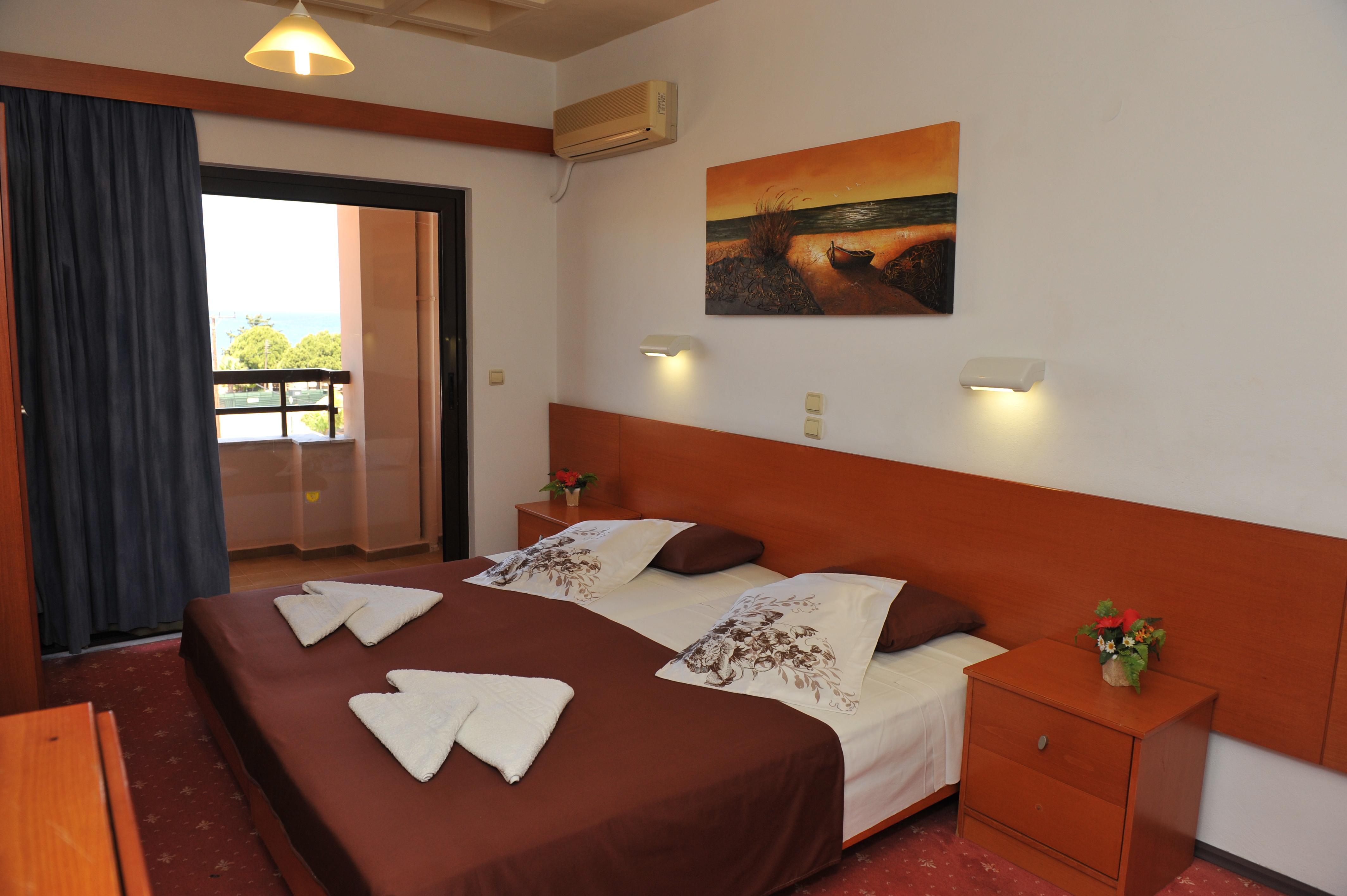 Heleni Beach Hotel Ialysos  Ngoại thất bức ảnh