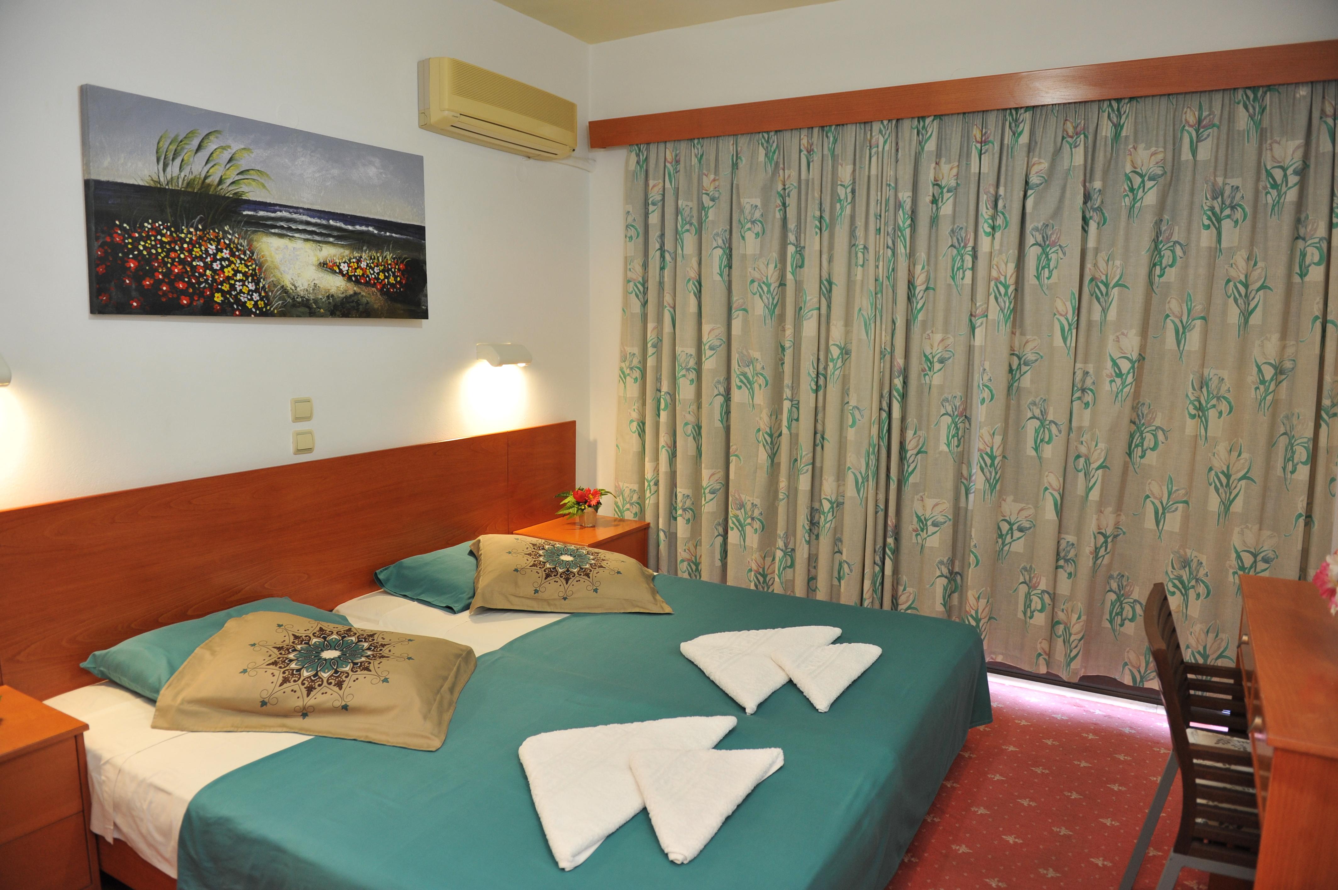 Heleni Beach Hotel Ialysos  Ngoại thất bức ảnh