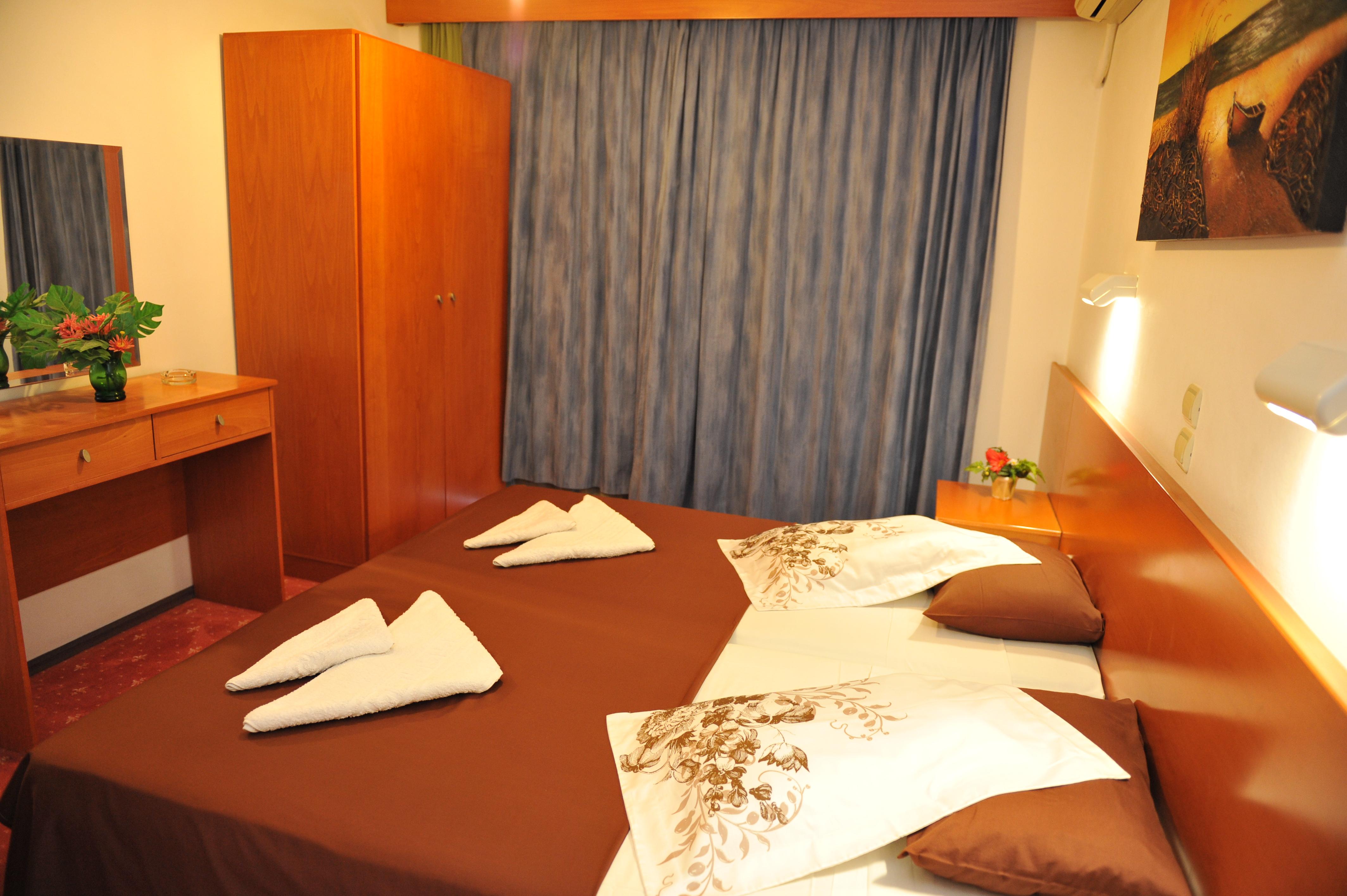 Heleni Beach Hotel Ialysos  Ngoại thất bức ảnh