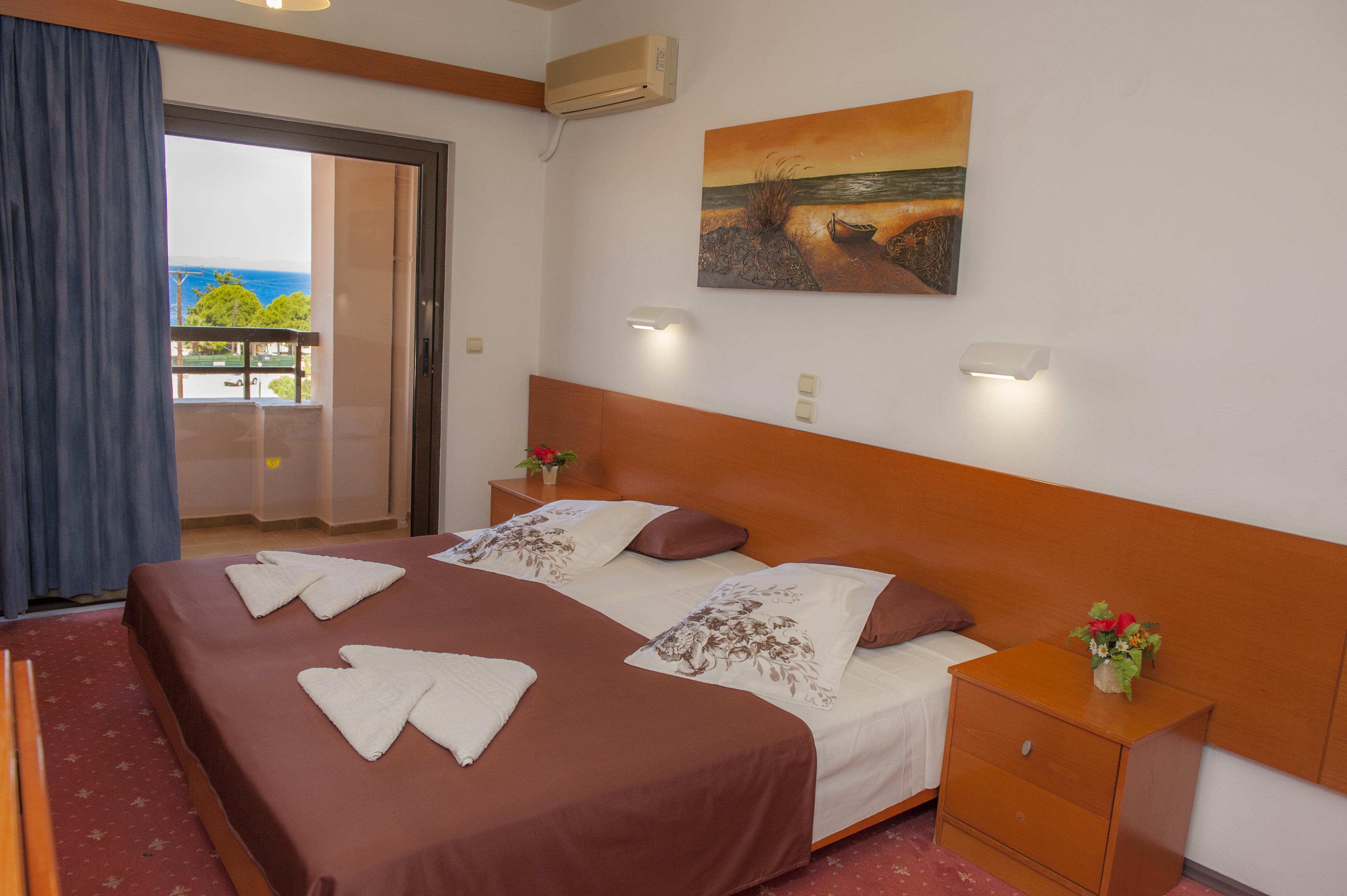Heleni Beach Hotel Ialysos  Ngoại thất bức ảnh